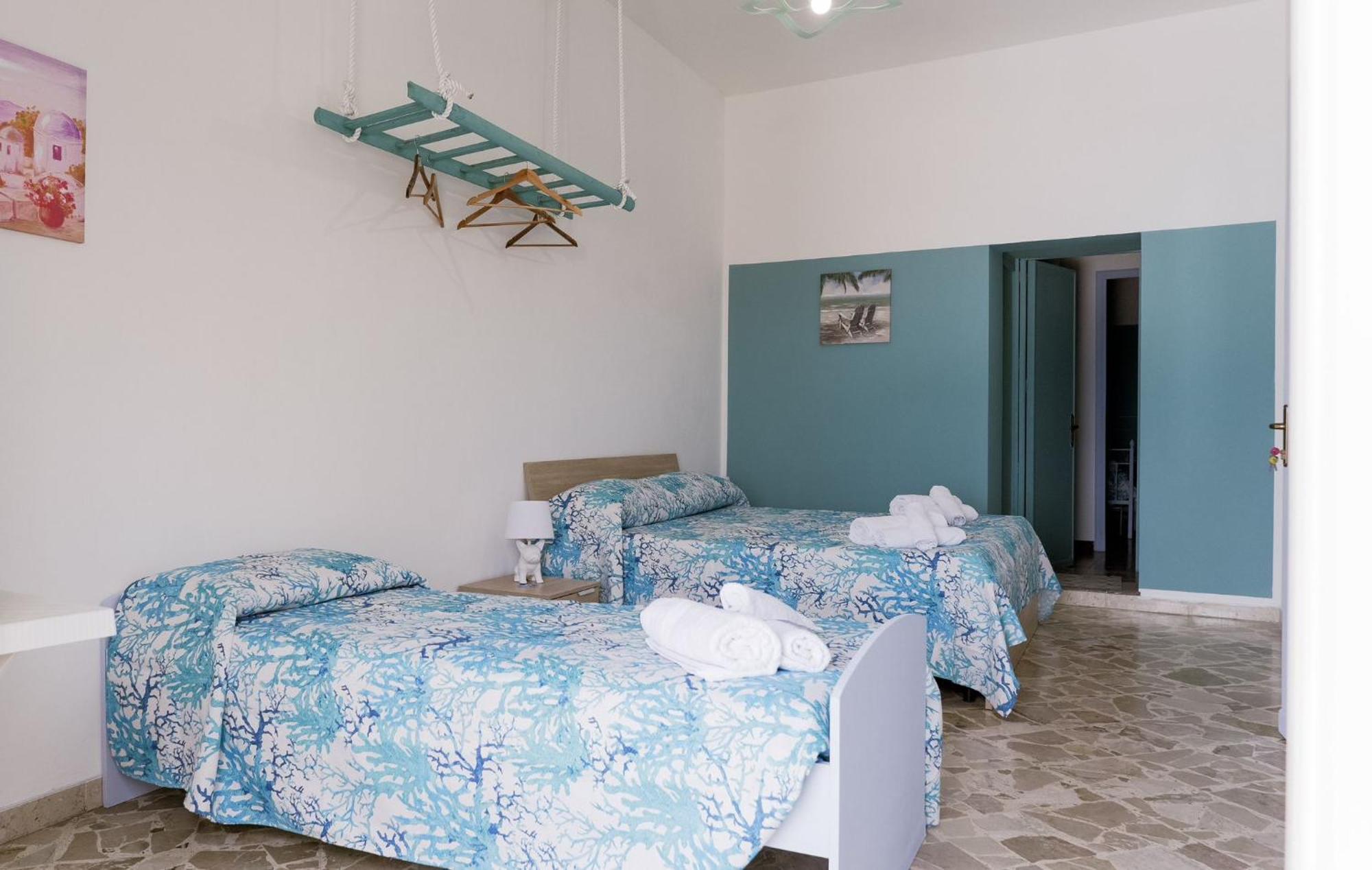 Umari Rooms 卡斯泰拉马莱 外观 照片